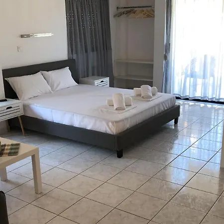 Artemis And Fillo * Lutrá Edipszú